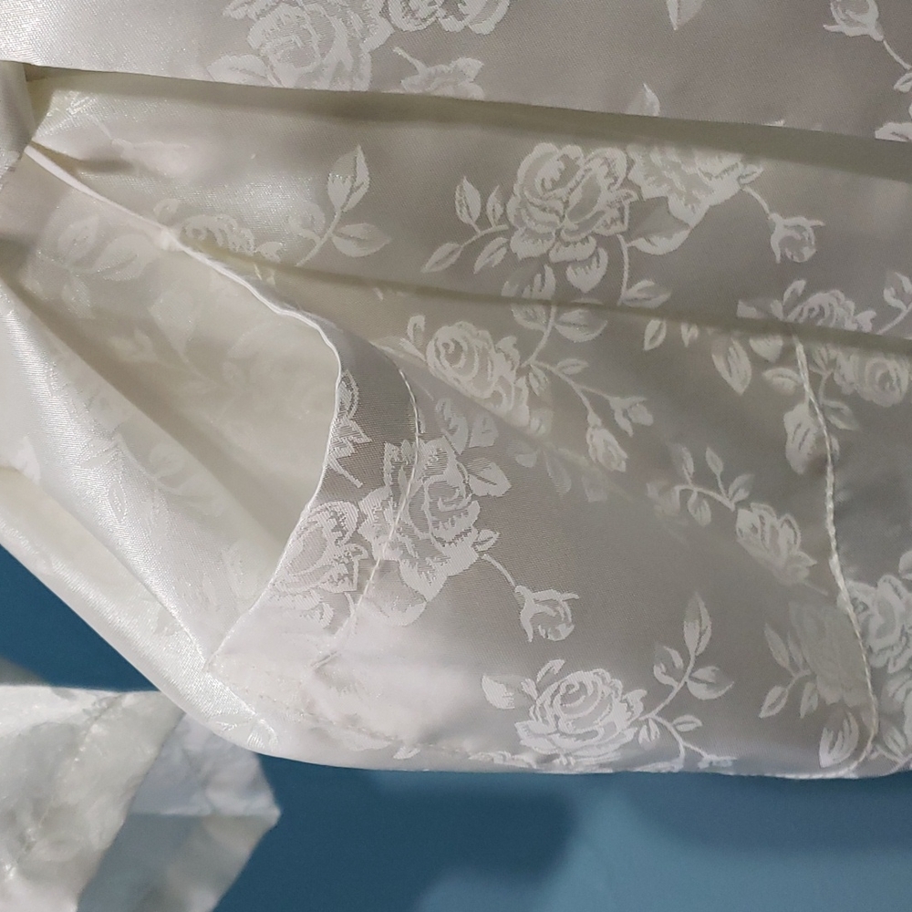 100% Silk Floral Kimono Robe - Bridal Robe - Picture 3 of 16